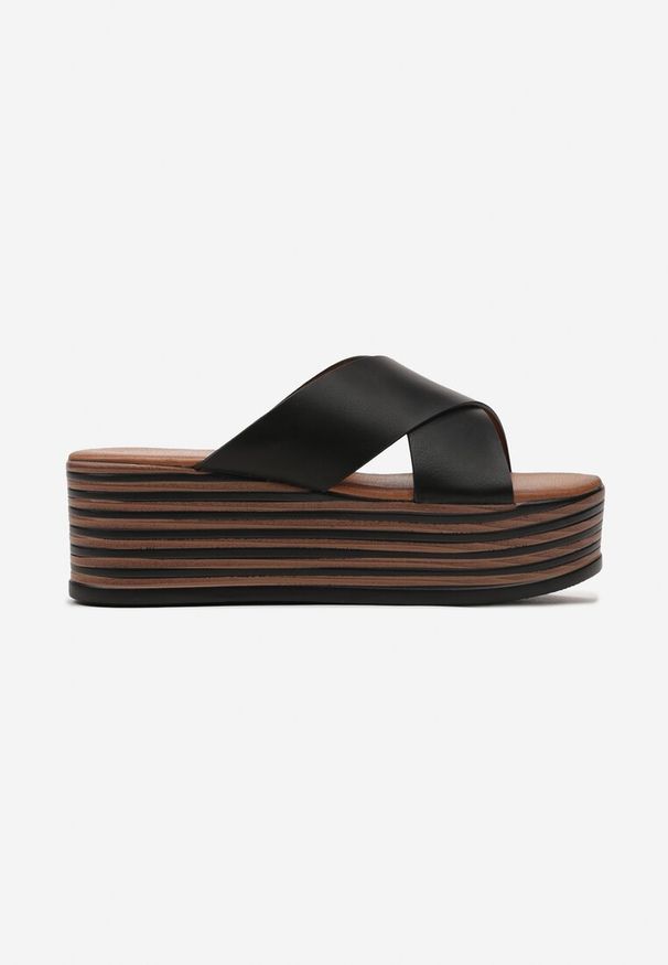 Renee - Czarne Klapki na Grubej Podeszwie z Krzyżującymi się Paskami Flemaria. Nosek buta: otwarty. Kolor: czarny. Materiał: skóra. Sezon: lato. Obcas: na koturnie, na obcasie. Wysokość obcasa: niski, średni