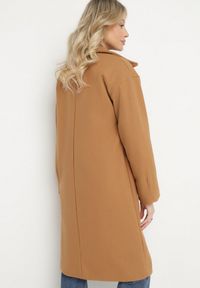 Born2be - Ciemnobeżowy Płaszcz Dwurzędowy Długi Swane. Kolor: brązowy. Długość: długie. Styl: elegancki