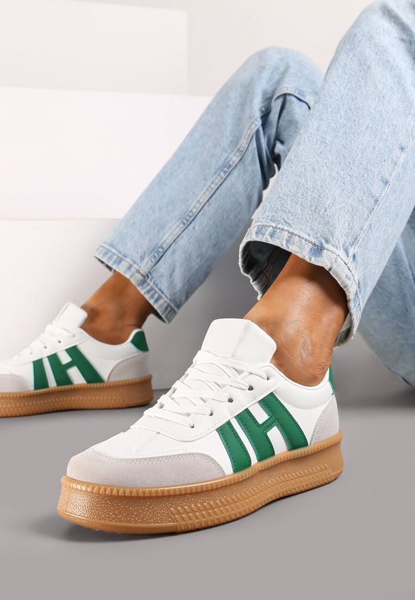 Born2be - Biało-Zielone Sneakersy na Grubej Podeszwie z Kontrastowymi Przeszyciami Mialunae. Nosek buta: okrągły. Zapięcie: sznurówki. Kolor: biały. Materiał: nubuk, syntetyk. Obcas: na obcasie. Wysokość obcasa: niski