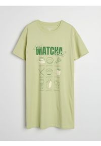 Sinsay - Bawełniana koszula nocna z napisem Matcha - zielony. Kolor: zielony. Materiał: bawełna. Wzór: napisy #1