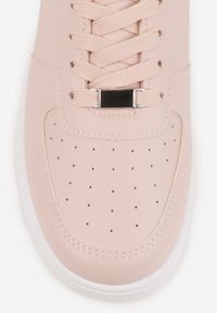 Born2be - Różowe Sneakersy z Perforacją na Nosku Elletia. Okazja: na co dzień. Zapięcie: sznurówki. Kolor: różowy. Materiał: bawełna, jeans #2