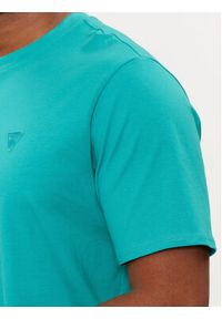 Guess T-Shirt F3GI00 K8HM0 Turkusowy Regular Fit. Kolor: turkusowy. Materiał: bawełna #5