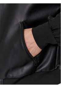 Calvin Klein Jeans Kurtka z imitacji skóry J30J324597 Czarny Regular Fit. Kolor: czarny. Materiał: skóra #7