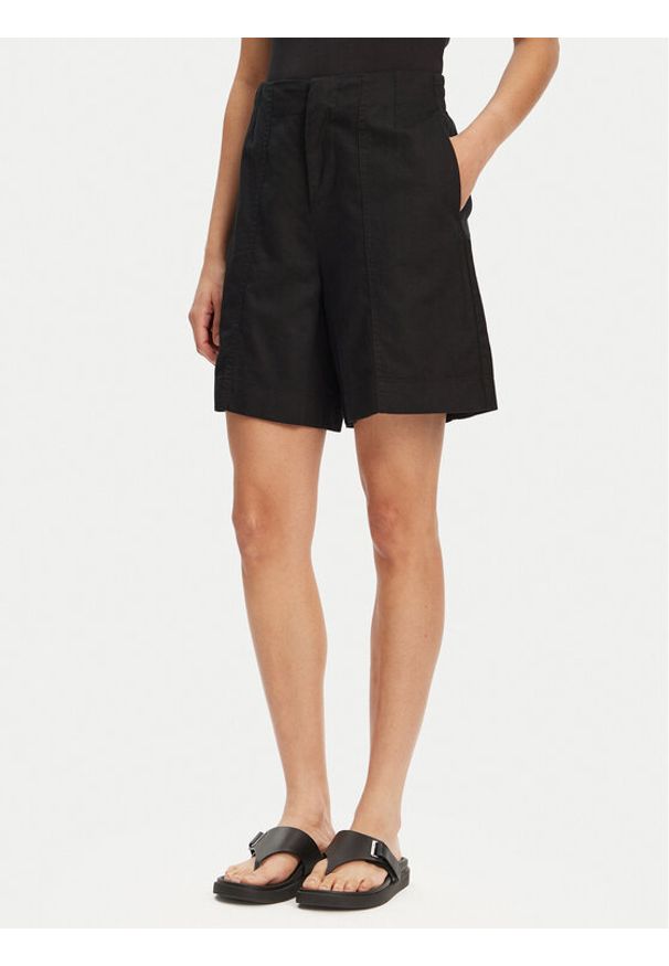 Calvin Klein Jeans Bermudy J20J225219 Czarny Relaxed Fit. Kolor: czarny. Materiał: bawełna