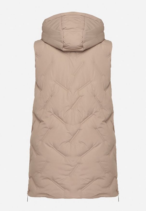 Born2be - Jasnobeżowa Pikowana Kamizelka z Kapturem i Kieszeniami Esarivie. Okazja: na spacer. Typ kołnierza: kaptur. Kolekcja: plus size. Kolor: beżowy. Materiał: jeans