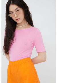 JDY t-shirt damski kolor fioletowy. Kolor: różowy. Materiał: dzianina. Wzór: gładki