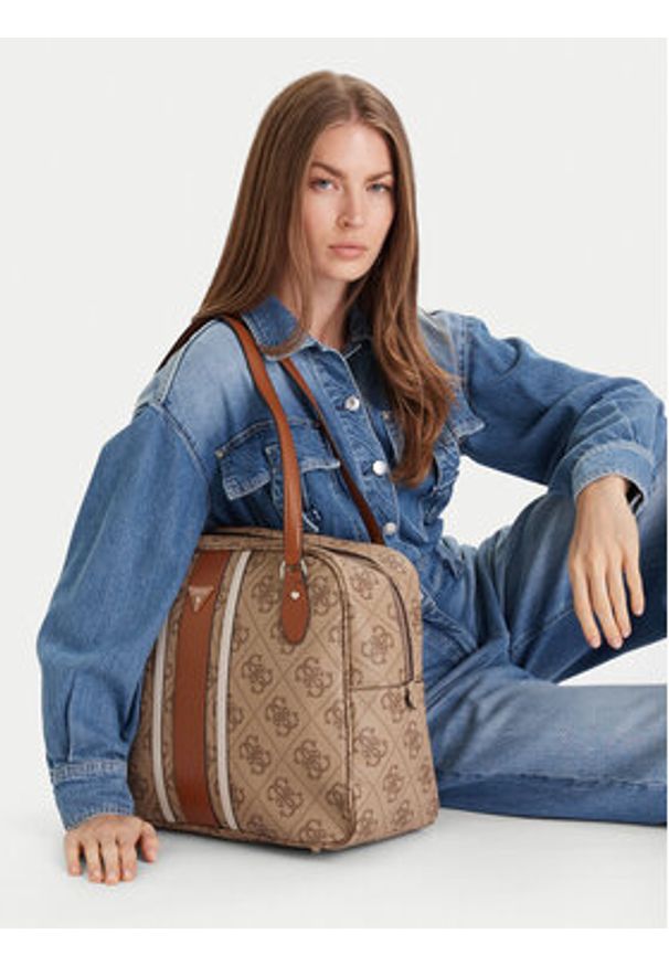Guess Torba weekendowa Erenia Travel TWSO78 38916 Beżowy. Kolor: beżowy. Materiał: skóra