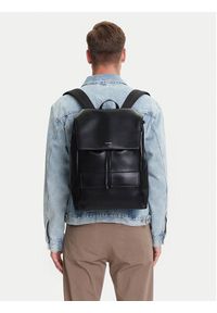 Calvin Klein Plecak Ck Sleek Flap Bp K50K512916 Czarny. Kolor: czarny. Materiał: skóra
