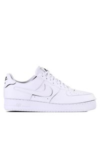 Buty do chodzenia męskie Nike Air Force 1 Low Cosmic Clay. Zapięcie: sznurówki. Kolor: biały. Materiał: guma, materiał, skóra, syntetyk. Szerokość cholewki: normalna. Model: Nike Air Force. Sport: turystyka piesza