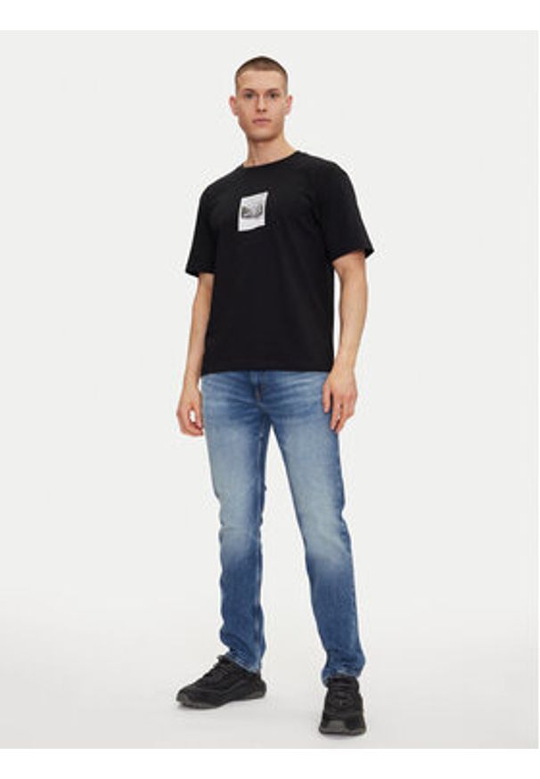 Hugo - HUGO T-Shirt Darthy 50537535 Czarny Relaxed Fit. Kolor: czarny. Materiał: bawełna