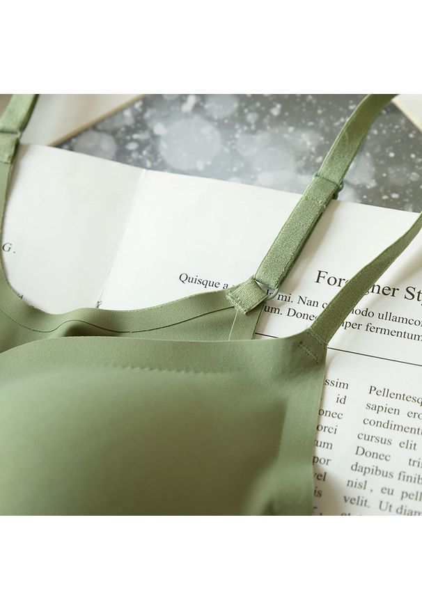 Intica - Biustonosz piankowy bez fiszbin z regulowanymi ramiączkami Anastassiya. Kolor: beżowy. Materiał: materiał