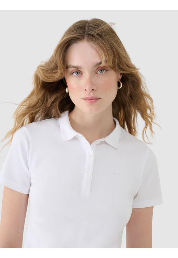 4f - 4F Koszulka polo slim damska - biała XXL. Okazja: na co dzień. Typ kołnierza: polo. Kolor: biały. Materiał: dzianina, materiał, bawełna, elastan. Wzór: ze splotem, jednolity. Styl: klasyczny, sportowy, casual
