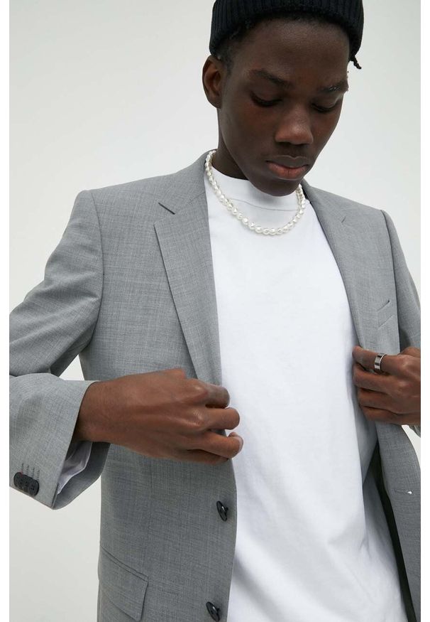 Hugo - HUGO marynarka z domieszką wełny kolor szary. Kolor: szary. Materiał: wełna. Wzór: aplikacja. Styl: klasyczny