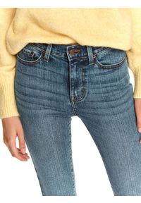 TOP SECRET - Jeansowe rurki damskie. Kolor: niebieski. Materiał: jeans. Sezon: zima #5