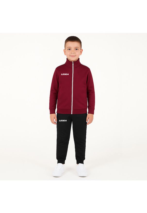 LEGEA - Komplet dresowy dla chłopca CALIFORNIA JUNIOR JR. Okazja: na uczelnię. Kolor: czerwony, wielokolorowy, brązowy, biały. Materiał: dresówka. Styl: sportowy