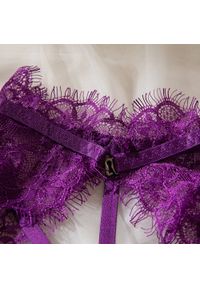 Intica - Body z koronkowym kołnierzykiem na specjalne okazje Evtimija. Kolor: fioletowy. Materiał: koronka #2