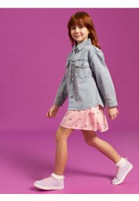 Sinsay - Jeansowa kurtka katana z haftowanymi kwiatkami - niebieski. Kolor: niebieski. Materiał: jeans. Wzór: kwiaty, haft #1