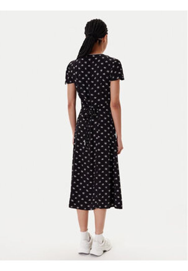 Tommy Jeans Sukienka codzienna DW0DW20884 Czarny Regular Fit. Okazja: na co dzień. Kolor: czarny. Materiał: wiskoza. Typ sukienki: proste. Styl: casual