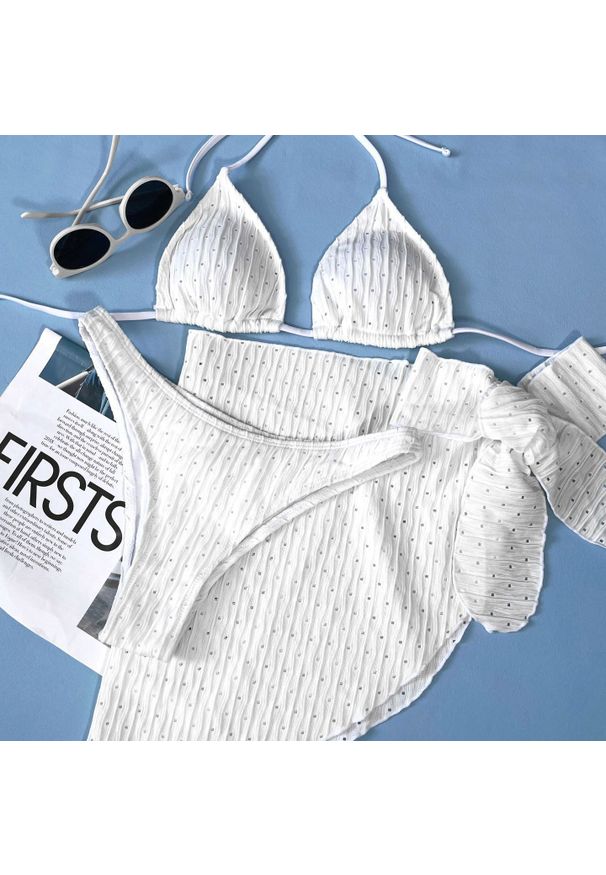 Intica - Strój kąpielowy prążkowany na plażę i basen Jerry. Kolor: biały. Materiał: prążkowany