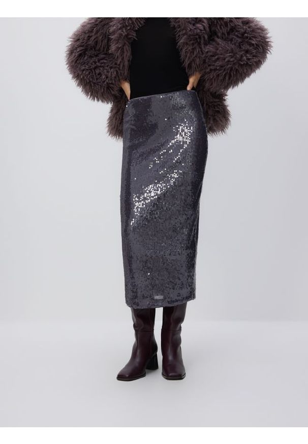 Reserved - Spódnica midi z cekinami - ciemnofioletowy. Kolor: fioletowy. Materiał: tkanina