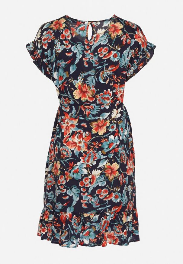 Born2be - Granatowa Bawełniana Sukienka w Kwiaty o Pudełkowym Fasonie ze Sznurkiem w Talii Risallise. Okazja: na imprezę, na spacer. Kolor: niebieski. Materiał: bawełna. Długość rękawa: krótki rękaw. Wzór: kwiaty. Styl: retro, wizytowy