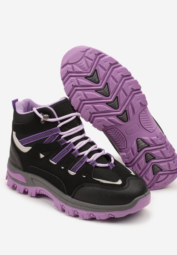 Renee - Czarno-Fioletowe Buty Trekkingowe Traperki Vices ze Sznurowaną Cholewką Afellie. Kolor: czarny. Szerokość cholewki: normalna