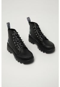 Karl Lagerfeld - Buty skórzane KL45230.000. Nosek buta: okrągły. Zapięcie: sznurówki. Kolor: czarny. Materiał: skóra. Obcas: na platformie #2