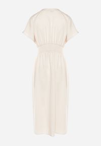 Born2be - Beżowa Koszulowa Sukienka z Wiskozą i Gumką w Pasie Zapinana na Guziki Dillea. Okazja: na co dzień, na imprezę. Kolor: beżowy. Materiał: wiskoza. Typ sukienki: koszulowe. Styl: casual, elegancki #6