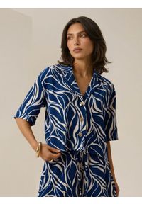 Sinsay - Koszula z krótkim rękawem z motywem roślinnym - wielobarwny. Długość rękawa: krótki rękaw. Długość: krótkie #1