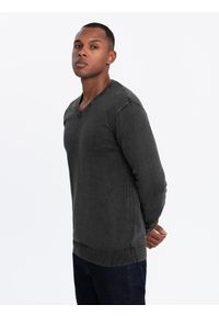 Ombre Clothing - Washowany sweter męski z dekoltem w serek - czarny V1 - Rozmiar: L. Typ kołnierza: dekolt w serek. Kolor: czarny. Materiał: bawełna #3