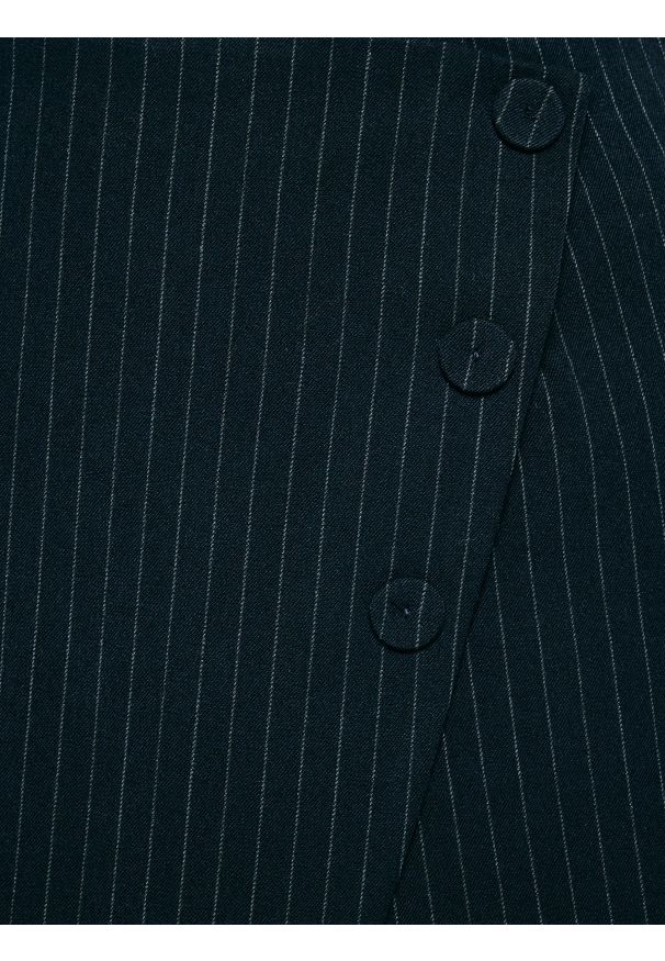 Big-Star - Spódnico-szorty damskie w prążek granatowe Elvi 403. Stan: podwyższony. Kolor: niebieski. Materiał: tkanina. Wzór: prążki. Styl: elegancki