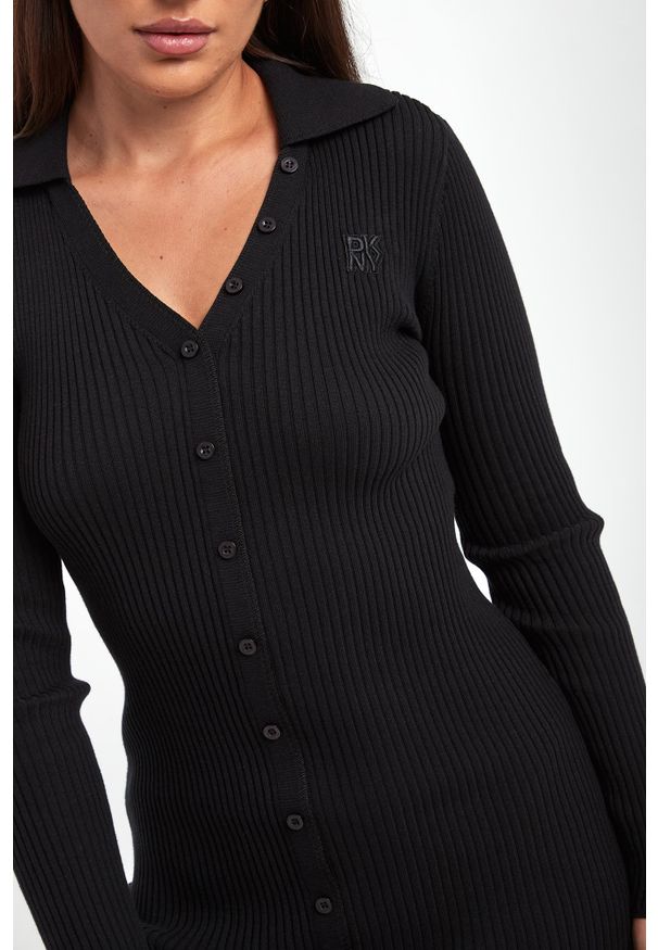 Sukienka prążkowana midi DKNY. Materiał: prążkowany. Długość: midi