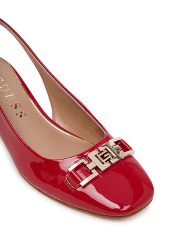 Guess Sandały FLTCL2 PAF05 Czerwony. Kolor: czerwony. Materiał: skóra