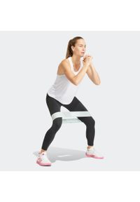 Adidas - Koszulka fitness damska ADIDAS bez rękawów. Kolor: biały. Materiał: materiał, skóra. Długość rękawa: bez rękawów. Sport: fitness