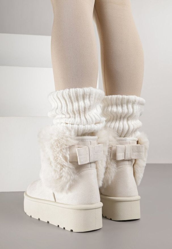 Born2be - Beżowe Śniegowce za Kostkę Mocno Ocieplane z Futerkiem na Platformie Reilanna. Okazja: na spacer, na co dzień. Wysokość cholewki: za kostkę. Kolor: beżowy. Materiał: futro. Obcas: na platformie. Styl: casual, elegancki, klasyczny