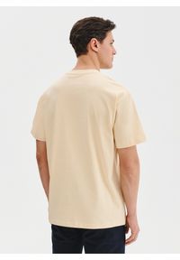 Pako Lorente - PAKO LORENTE – Beżowy t-shirt oversize. Okazja: na co dzień. Kolor: zielony, beżowy, oliwkowy. Materiał: bawełna. Styl: casual #4