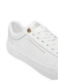 TOMMY HILFIGER - Tommy Hilfiger Sneakersy Th Foxing Platform Leather FW0FW09018 Biały. Kolor: biały. Materiał: skóra. Obcas: na platformie #5