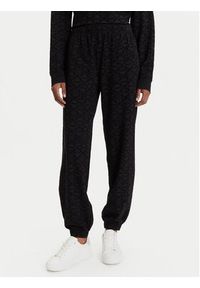 Hugo - HUGO Spodnie dresowe 50545211 Czarny Regular Fit. Kolor: czarny. Materiał: bawełna #9