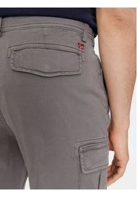 Napapijri Spodnie materiałowe Yasuni NP0A4H1G Szary Regular Fit. Kolor: szary. Materiał: bawełna #4