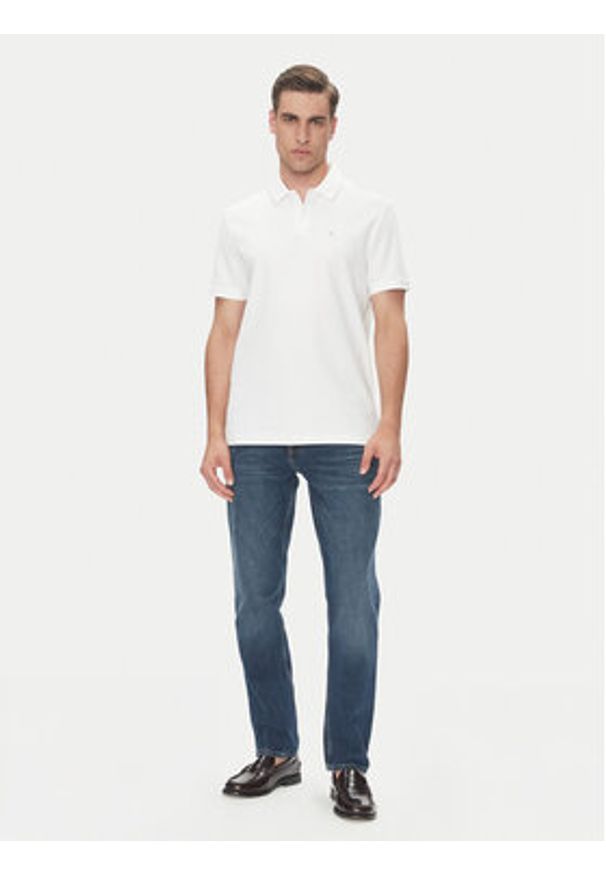 Calvin Klein Polo LV04LC239G Biały Regular Fit. Typ kołnierza: polo. Kolor: biały. Materiał: bawełna