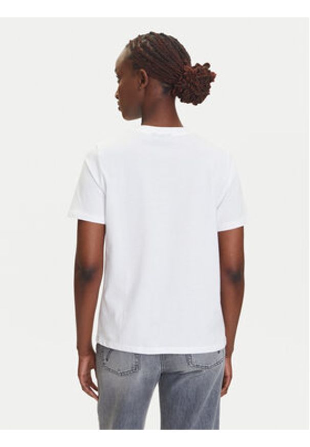 Pieces T-Shirt Funly 17160308 Biały Regular Fit. Kolor: biały. Materiał: bawełna