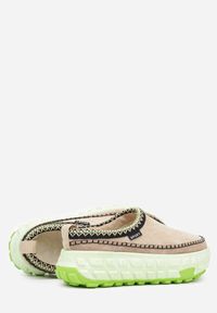 Born2be - Zielone Niskie Śniegowce na Grubej Tłoczonej Podeszwie Arevire. Okazja: na co dzień. Kolor: zielony. Materiał: jeans. Styl: casual #5