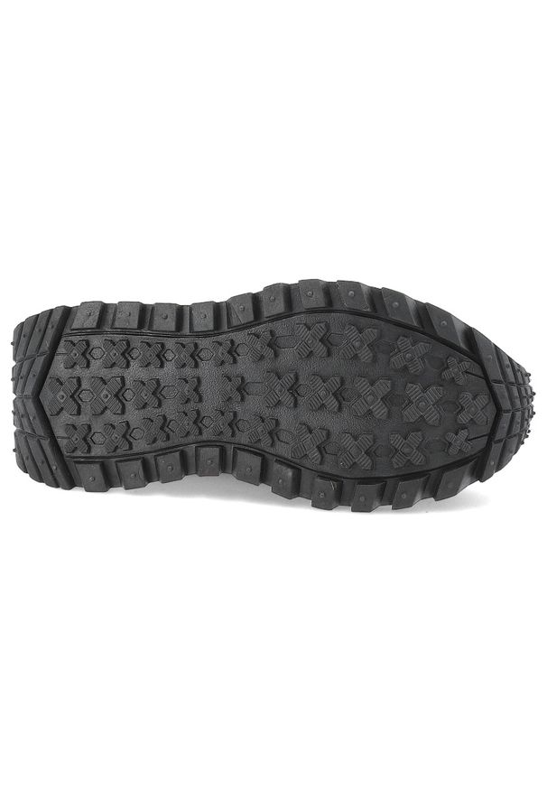 Sneakersy damskie Filippo, na masywnej podeszwie skórzane z okrągłym noskiem i sznurowane, czarne, DP6785-25-BK. Okazja: na spacer, na co dzień. Nosek buta: okrągły. Zapięcie: sznurówki. Kolor: czarny. Materiał: zamsz, skóra. Szerokość cholewki: normalna. Obcas: na platformie. Styl: casual, elegancki