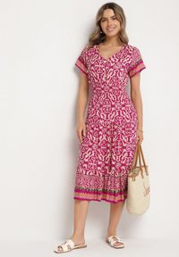 Born2be - Fioletowa Bawełniana Sukienka z Gumką w Talii i Guzikami Natiflione. Okazja: na co dzień. Typ kołnierza: dekolt w kształcie V. Kolor: fioletowy. Materiał: bawełna. Typ sukienki: rozkloszowane, oversize. Styl: klasyczny, casual, elegancki #2