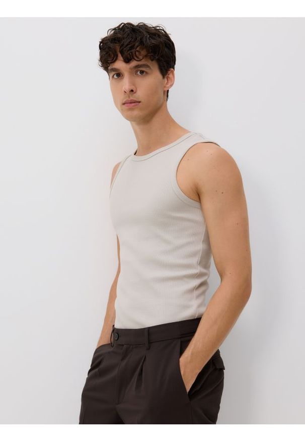 Reserved - Bawełniany tank top - jasnoszary. Kolor: szary. Materiał: bawełna