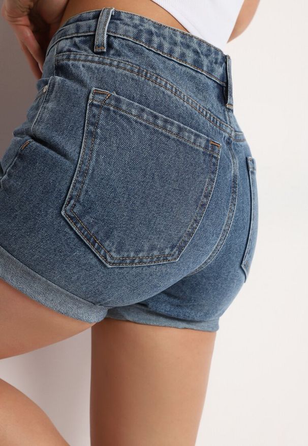 Born2be - Niebieskie Jeansowe Bawełniane Szorty z Przetarciami Zalabea. Kolor: niebieski. Materiał: jeans, bawełna. Sezon: lato. Styl: klasyczny, elegancki
