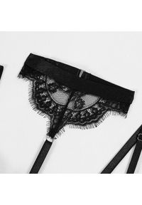 Intica - Koronkowy zestaw bielizny na romantyczne chwile Kaarina. Kolor: czerwony. Materiał: koronka. Wzór: koronka #8