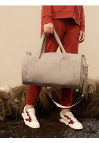 outhorn - Torba na ramię 28 l - kremowa. Kolor: kremowy. Materiał: materiał, poliamid #1