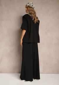 Renee - Czarny Komplet z Wiskozą T-shirt z Dekoltem w Serek i Spodnie o Szerokim Kroju Zevline. Kolor: czarny. Materiał: wiskoza