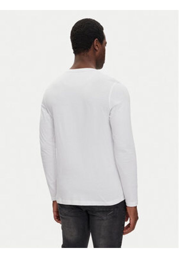 Brave Soul Longsleeve MLT-69PRAGUEM Biały Regular Fit. Kolor: biały. Materiał: bawełna. Długość rękawa: długi rękaw
